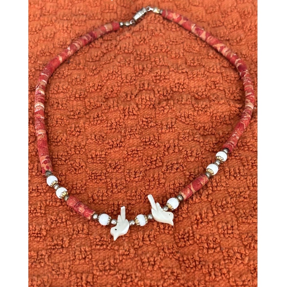 Vintage Southwestern Red coral Bead Necklace Carved White Birds Magnetic boho